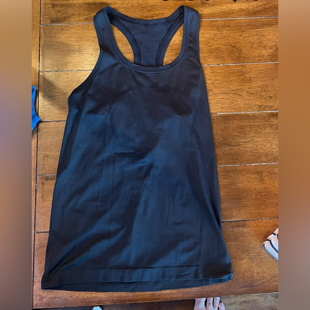 lululemon black tank top